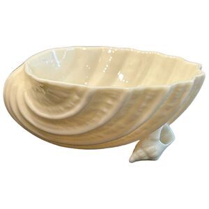 Vintage Belleek Porcelain Ivory Shell Shaped Trinket Bowl Dish ~ 7th Brown Mark